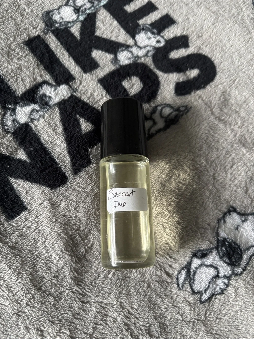 Rollerball Fragrance Oil - Light Yellow Scent